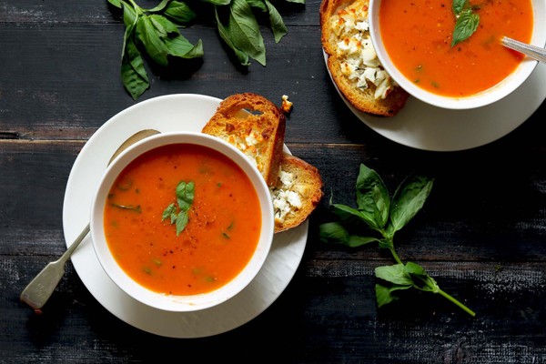 hearty tomato paste ramen soup for vegan