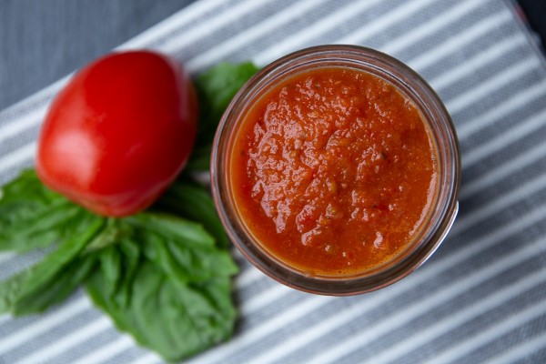 tomato paste dipping sauce that you can make for guest